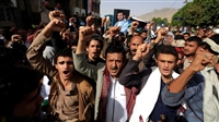 مسؤول حكومي : طهران أنشأت جسرا متواصلا لنقل الاسلحة للحوثيين 