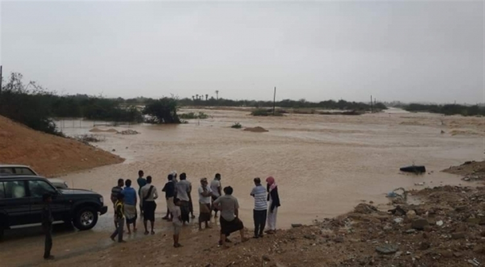 الحكومة تدعو المنظمات الدولية لإغاثة المتضررين من العاصفة "لبان" في المكلا