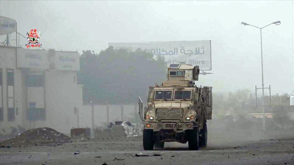 قوات الجيش تنتزع مواقع من الحوثيين جنوب الحديدة