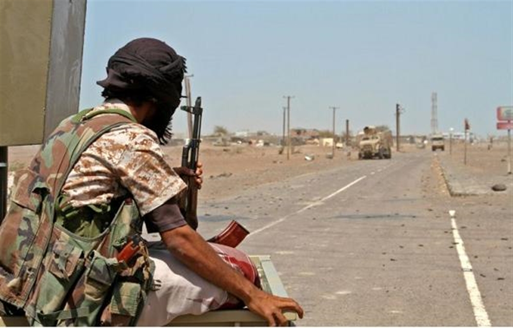 متحدث الحكومة ينفي وجود هدنة مع الحوثيين في الحديدة