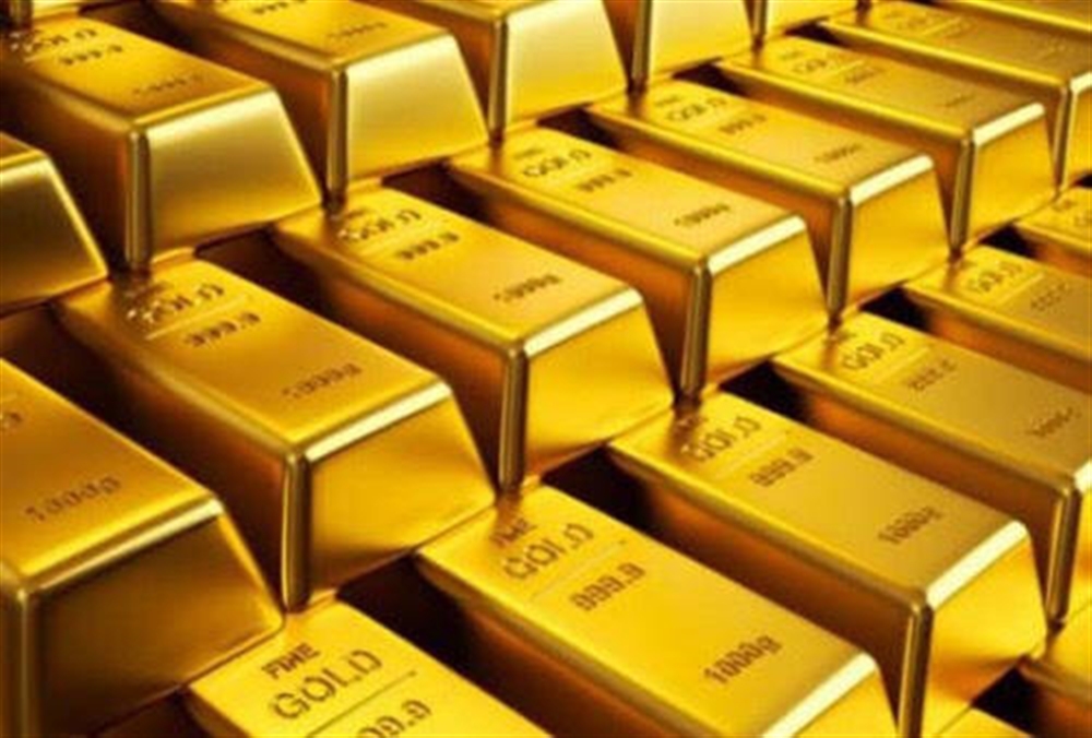 الذهب يستقر وسط تداولات هزيلة وضعف الدولار يدعم المعدن