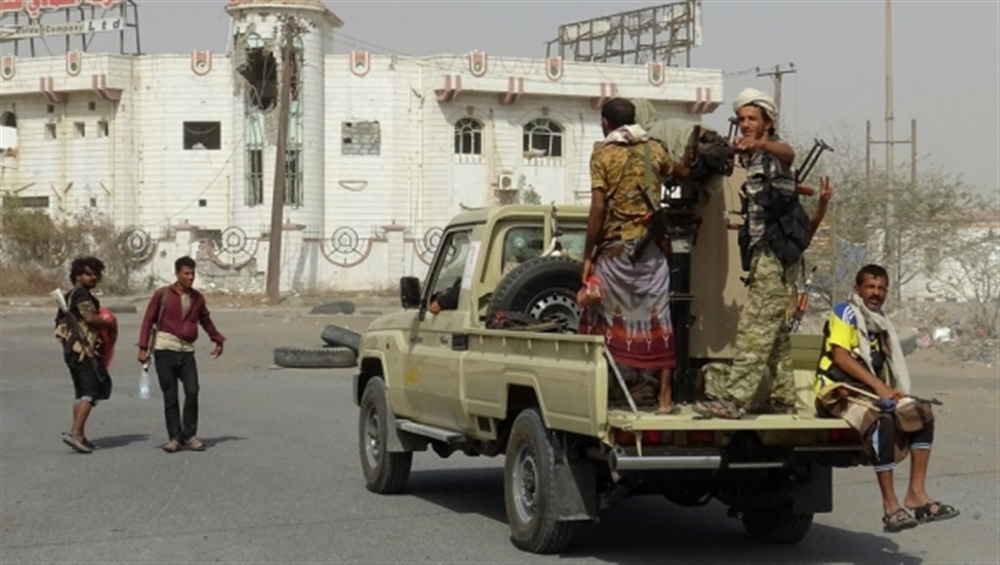 جماعة الحوثي تحشد مقاتليها في الحديدة والجيش يصد ثلاث هجمات على مواقعة