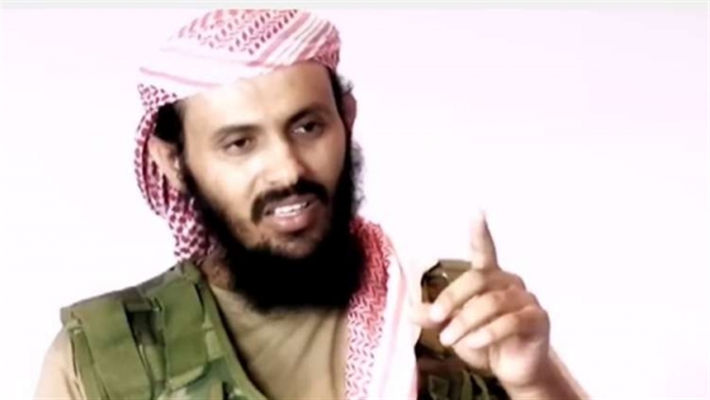طائرات أمريكية مُسيّرة تُلقي منشورات بمأرب تدعو للإبلاغ عن زعيم القاعدة في اليمن