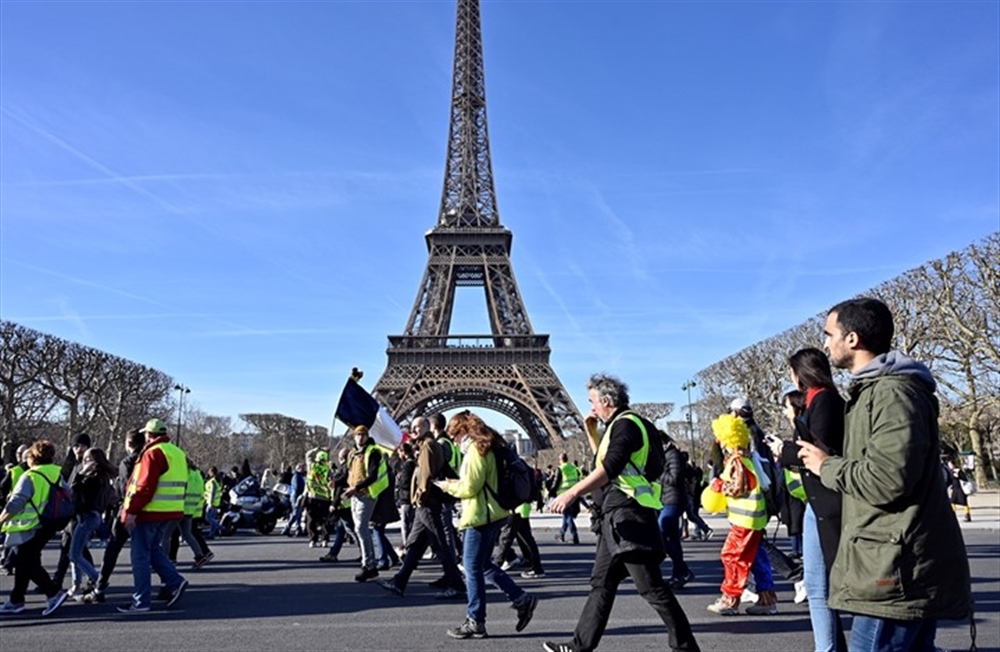 احتجاجات "السترات الصفراء" بفرنسا تعود إلى الشارع مجددا