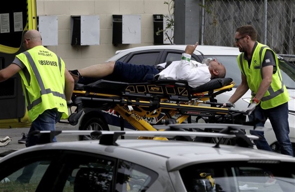 أسترالي يقتل 40 مسلما على الهواء مباشرة في مسجدين بنيوزلندا