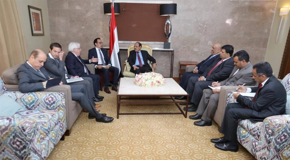 نائب الرئيس يبلغ غريفيث: الحوثيون يرفضون تنفيذ اتفاق الأسرى