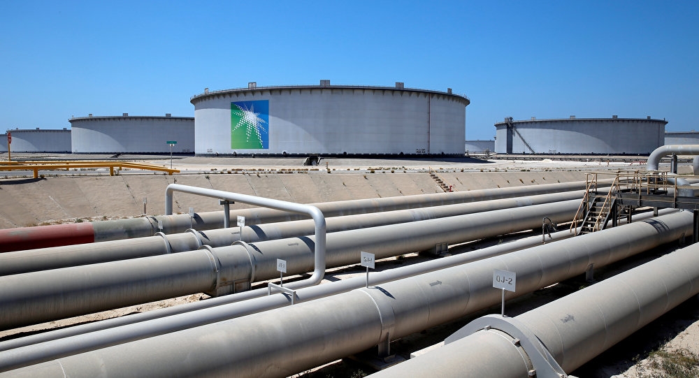 السعودية: أرامكو تصدر بيان توضيحي لعملائها.. وأسعار النفط ترتفع بشكل محدود
