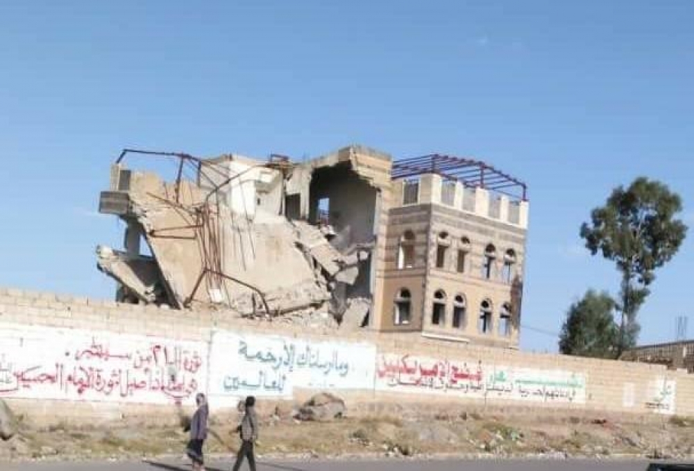 ذمار: ميليشيات الحوثي تفجر منزل وزير الدفاع