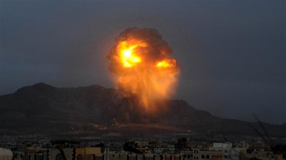 التحالف يعلن تدمير مخازن صواريخ وأسلحة للحوثيين