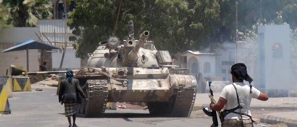 تجدد المواجهات العنيفة بين الحماية الرئاسية والحزام الأمني في شوارع عدن