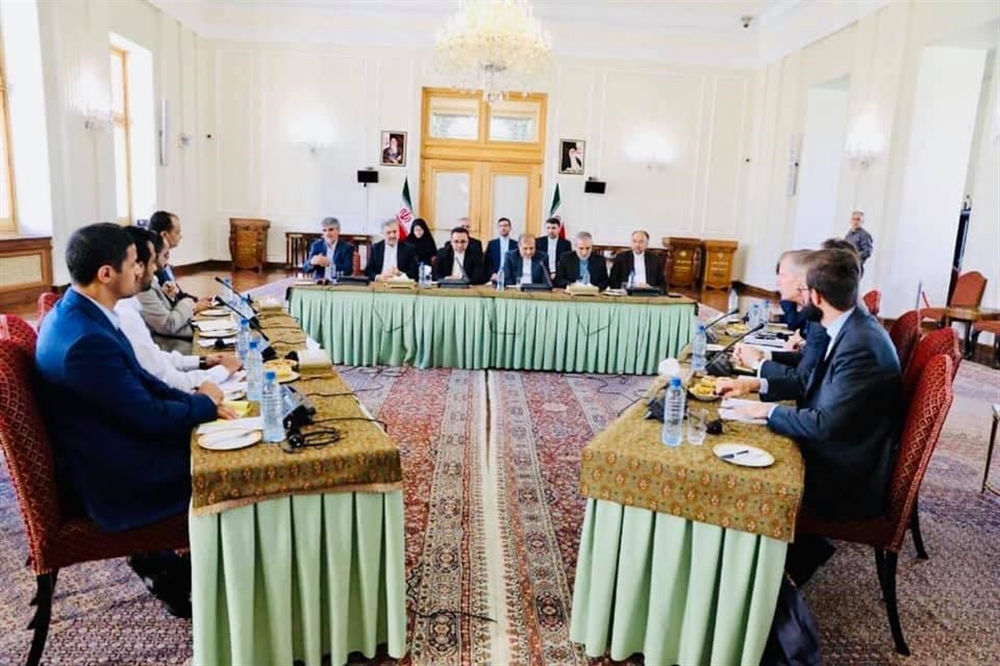وفد حوثي يجتمع بسفراء دول أوروبية في طهران بترتيب إيراني