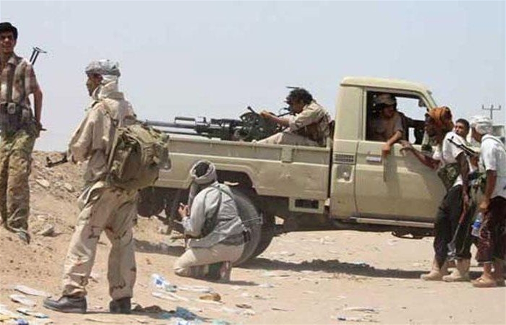 قتلى وجرحى وتدمير آليات عسكرية للحوثيين بقصف للجيش الوطني بحجة
