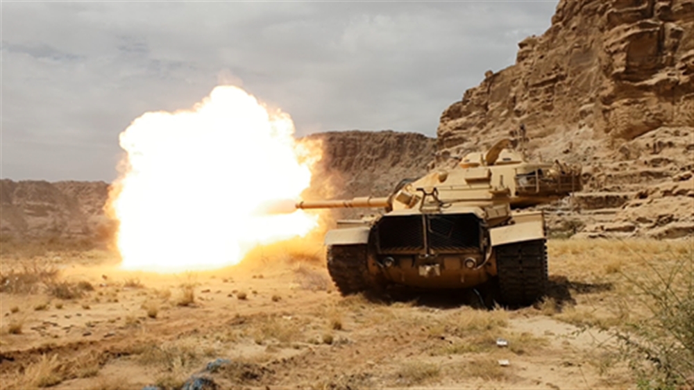 الجيش يعلن استهداف وتدمير رتل عسكري للحوثيين في صعدة