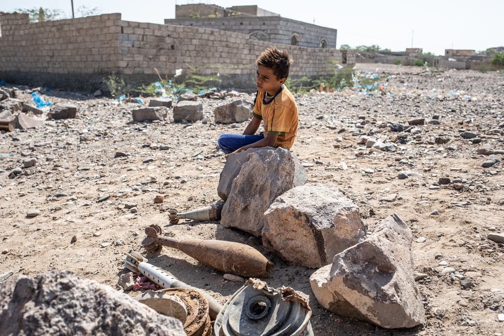 "تعز" في الصدارة.. تقرير حقوقي يوثق مقتل وإصابة 1940 شخصا بسبب الألغام في 19 محافظة يمنية