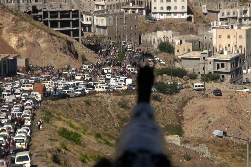مستشار رئاسي يطالب الأمم المتحدة بالضغط على الحوثيين لفك حصار تعز