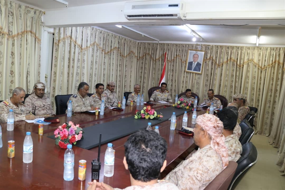 اجتماع عسكري لقيادة الجيش يشدّد على اليقظة والاستعداد لاستكمال التحرير