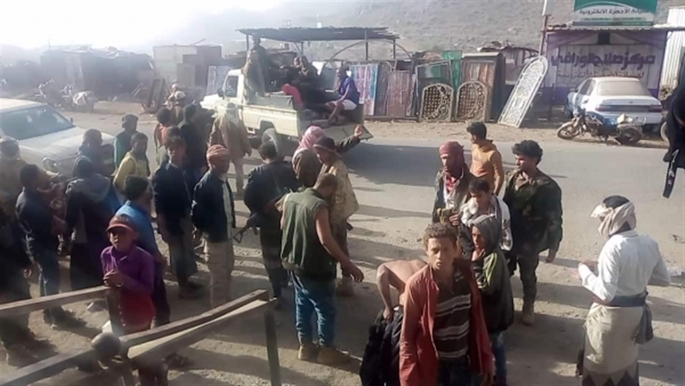 مقتل وإصابة 15 جنديا بقصف حوثي استهدف معسكر الصدرين شمال الضالع