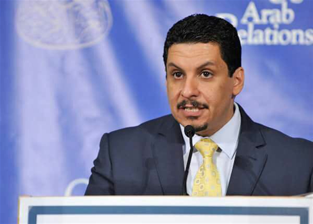 سفير اليمن في واشنطن يحذر من استهداف مؤسسات الدولة في الجنوب