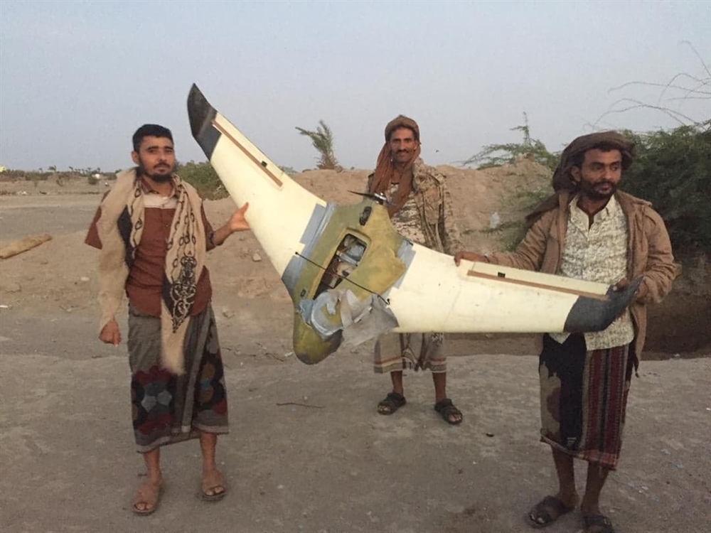 القوات الحكومية تسقط طائرة مسيرة للحوثيين جنوب الحديدة