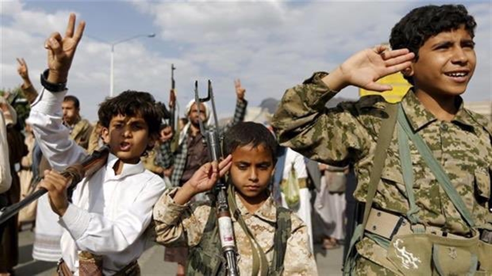 وزير يمني يؤكد مواصلة حكومته الضغط على الحوثيين من تجنيد الأطفال