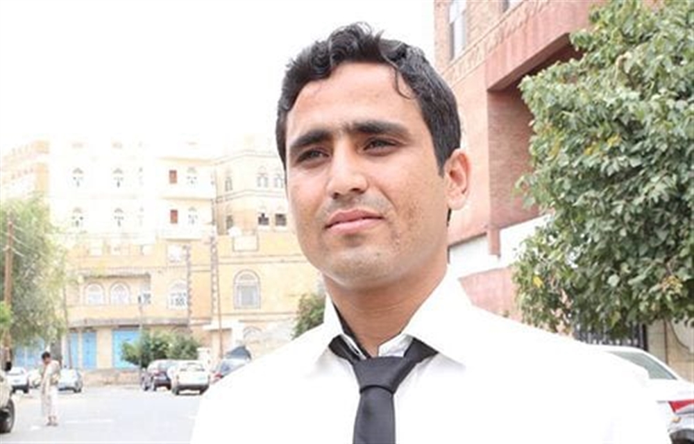 محكمة حوثية تقرر إطلاق سراح أحد الصحفيين المختطفين