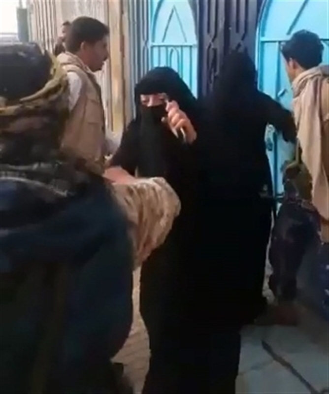 الحكومة تستنكر اختطاف الحوثيين مديرات المدارس في صنعاء