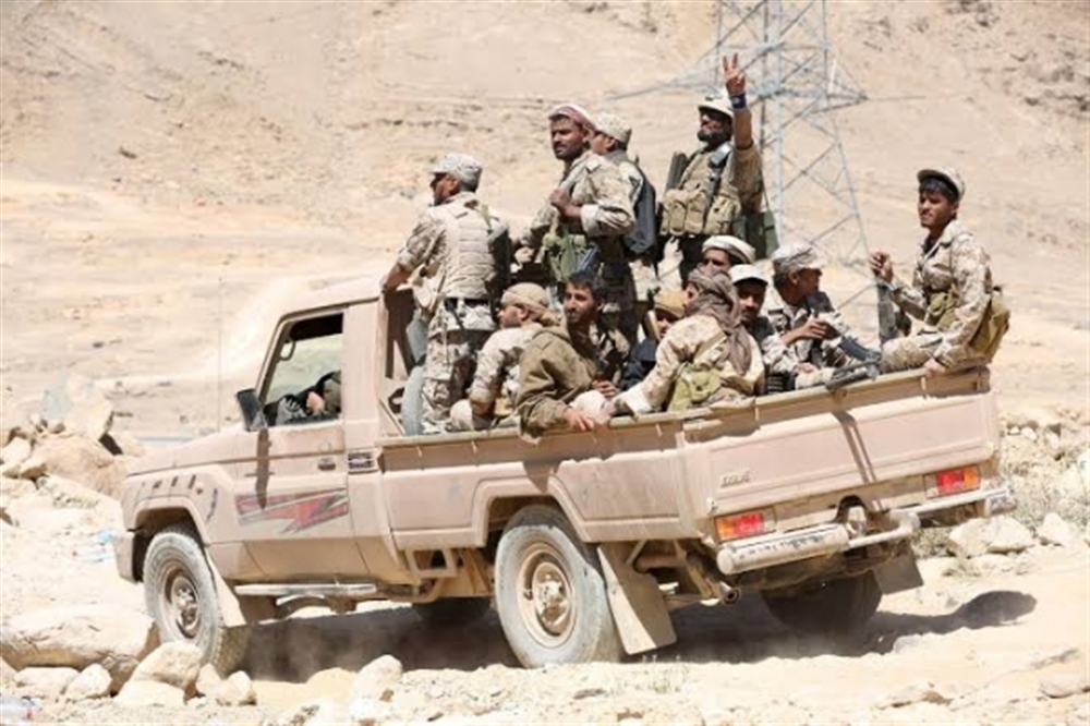الجيش يعلن تحرير مواقع مهمة في جبهة "قانية" بالبيضاء