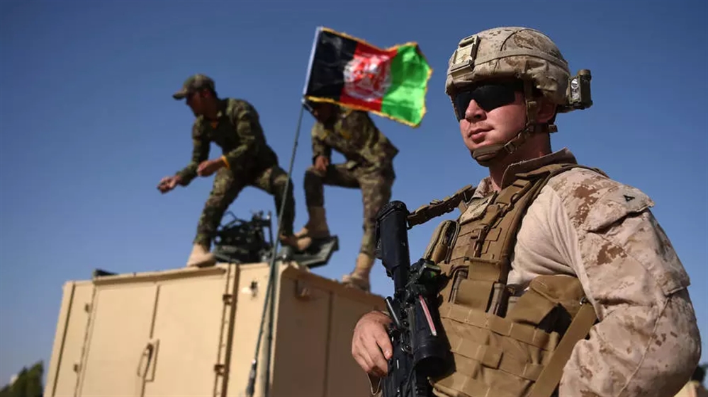 مقتل نحو 20 شرطيا وجنديا افغانيا في هجومين لطالبان