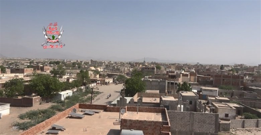 مقتل امرأة وإصابة أخرى بنيران الحوثيين بالحديدة