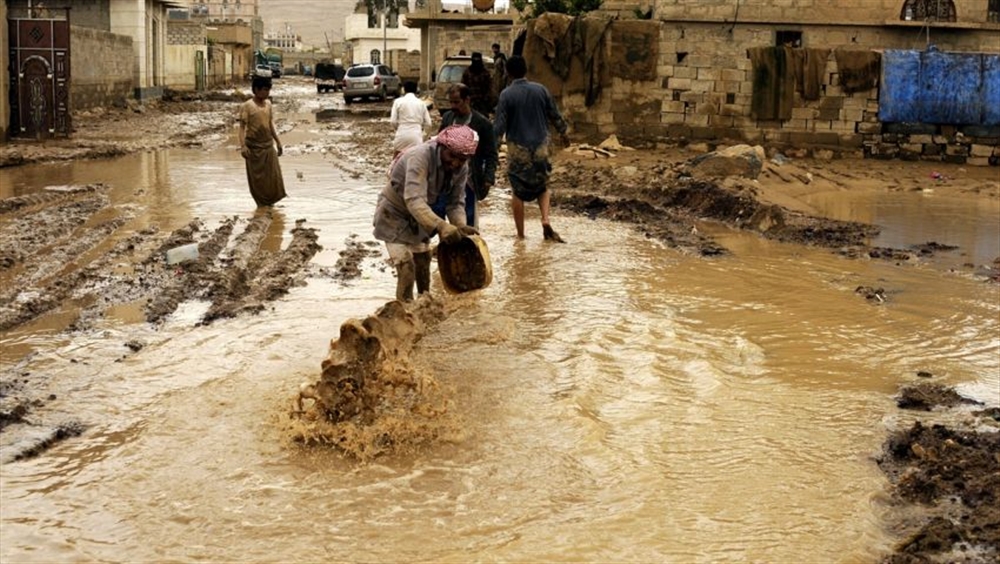 الأمم المتحدة: نزوح أكثر من 4 ألف أسرة يمنية جراء سيول الأمطار