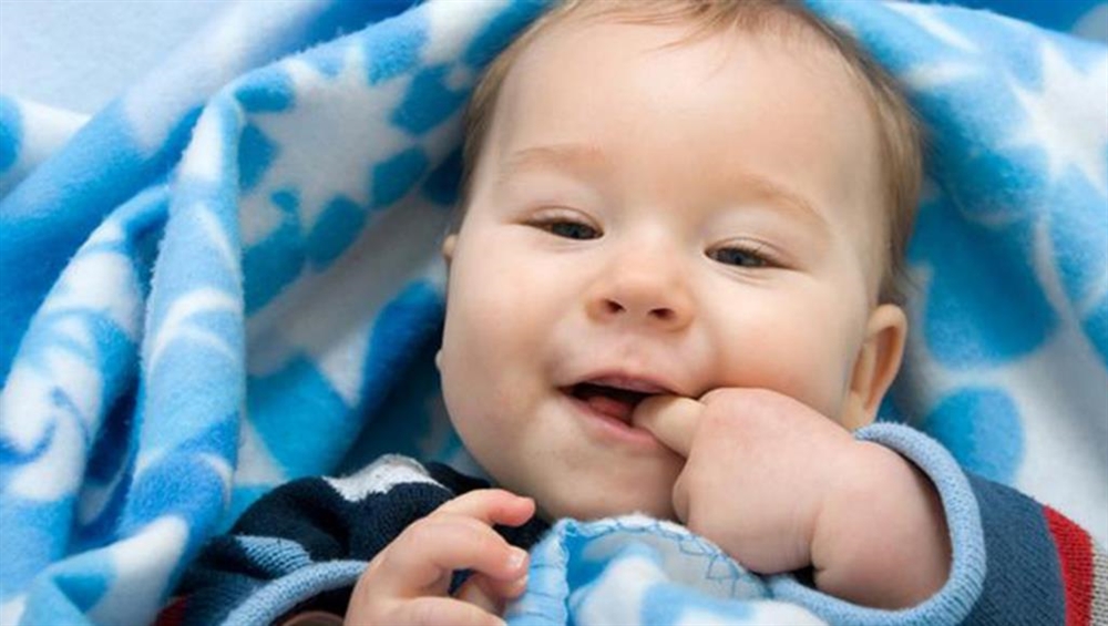 ما أعراض كورونا عند الأطفال والرضع؟