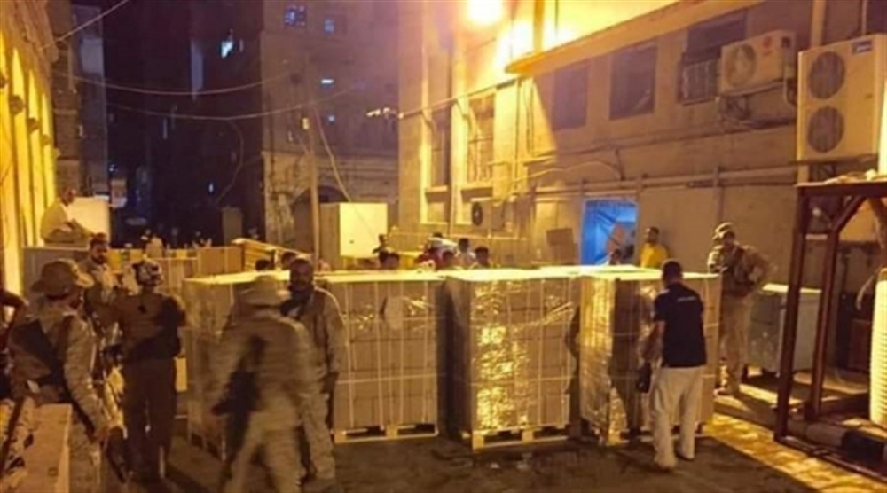 المجلس الانتقالي يستولي على حاويات محملة بأموال للبنك المركزي في عدن