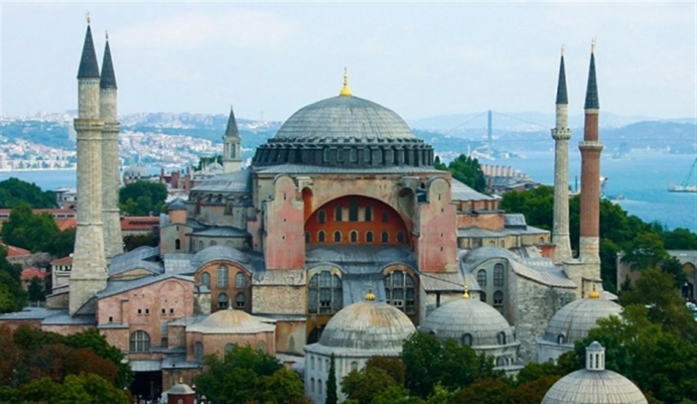 الرئاسة التركية تقرر تحويل "آيا صوفيا" إلى مسجد