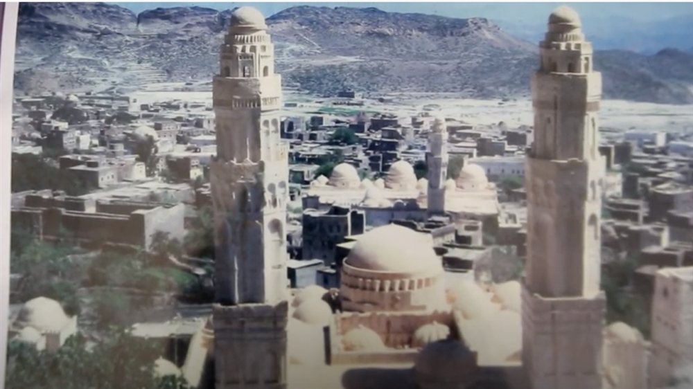 صيدلاني يوثق فوتوغرافياً تاريخ اليمن وآثاره ومناظره الطبيعية