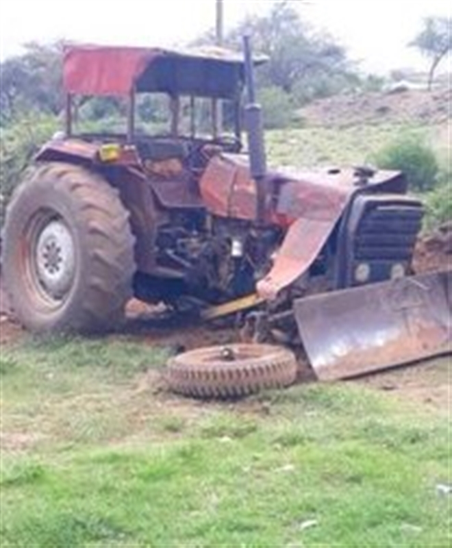 الضالع: اصابة سائق جرارة زراعية بانفجار لغم