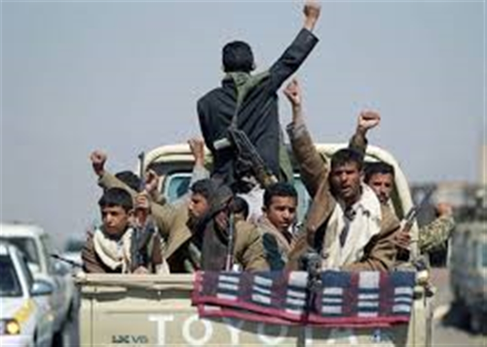 ذمار : مليشيا الحوثي تقتحم مسجدا وتشتبك مع الاهالي بالسلاح