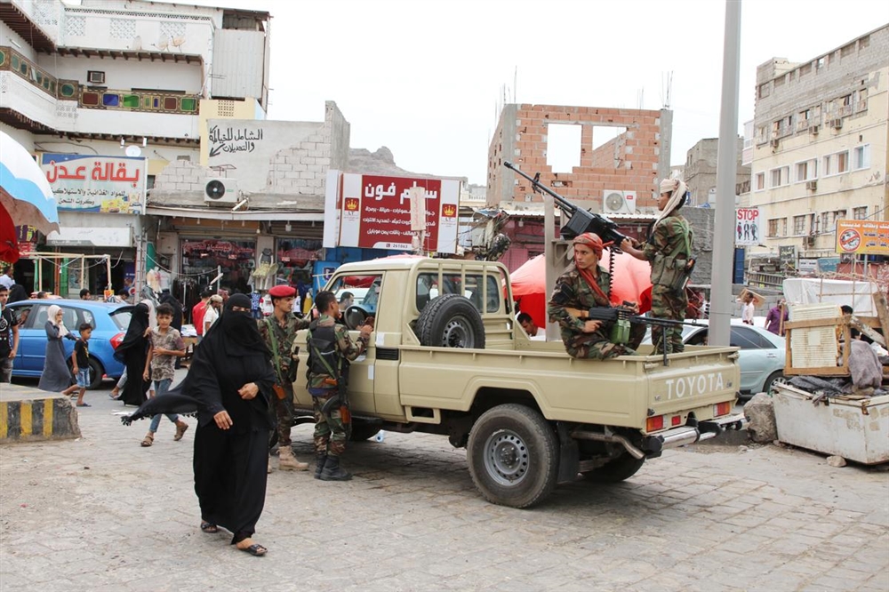 مؤسسة حقوقية: التشكيلات المسلحة في عدن تشن حملة اعتقالات بصورة غير قانونية