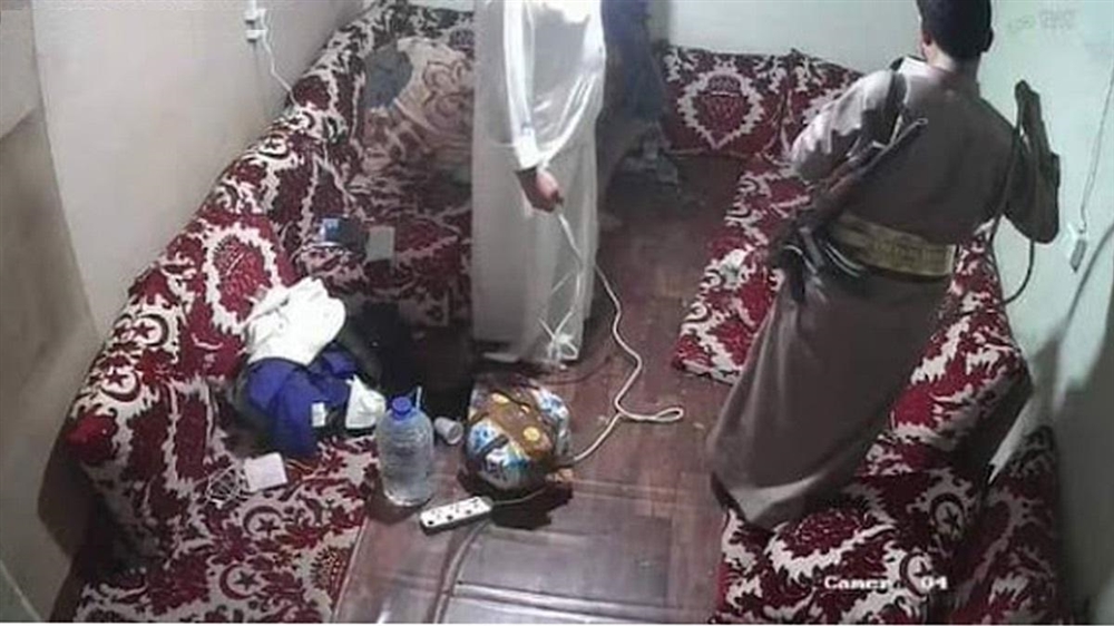 الحوثيون يمنعون فريق المحامين من حضور جلسات التحقيق في قضية الشاب الأغبري