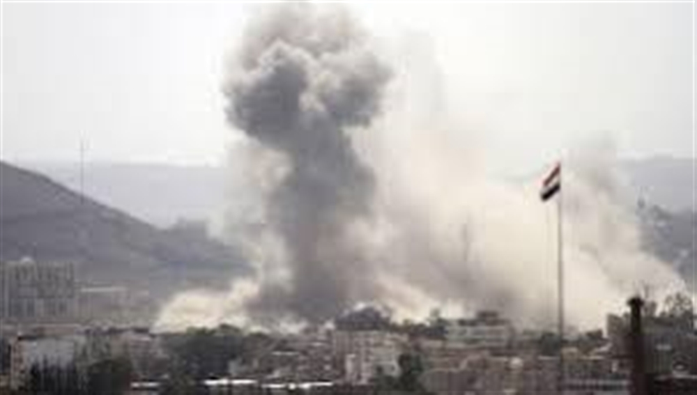 تعز : مليشيا الحوثي تستهدف أحياء سكنية شمالي المدينة