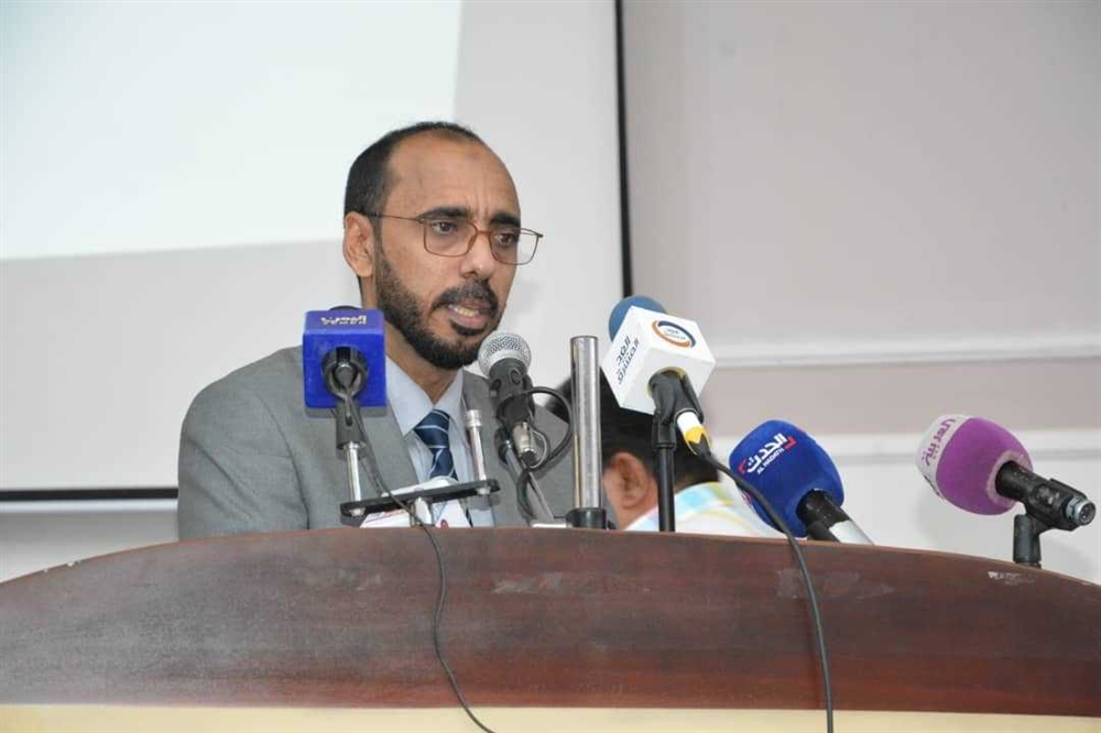 دعا الحكومة لاجتماع طارئ.. وزير يمني: تصعيد الانتقالي في سقطرى يضع اتفاق الرياض على المحك