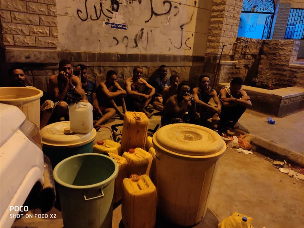 الحزام الأمني يضبط مصانع يدوية للخمور في عدن
