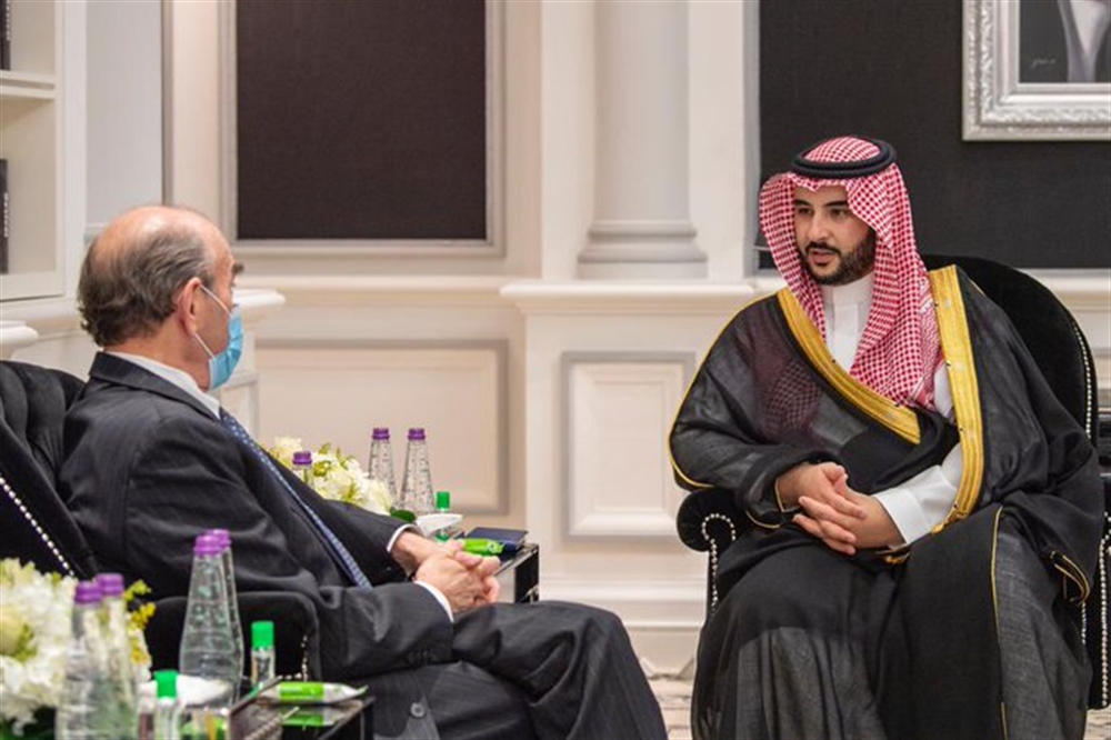نائب وزير الدفاع السعودي خالد بن سلمان يلتقي المبعوث الأمريكي الخاص إلى إيران