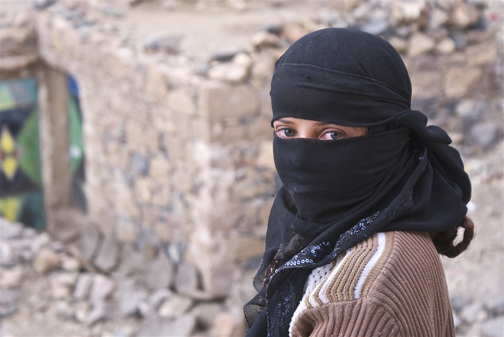 وزيرة يمنية: إنشاء مراكز لإعادة تأهيل نساء تعرضن للعنف في مأرب وتعز