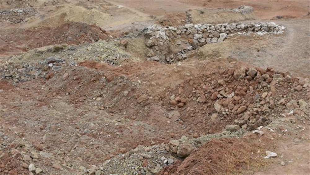 اكتشاف مقابر جماعة في مناطق تسيطر عليها مليشيات إيرانية بالعراق