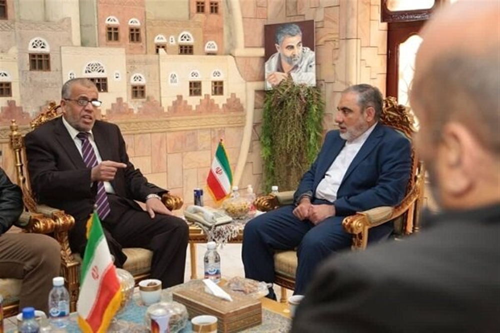 سفير إيران لدى مليشيا الحوثي المصنفة إرهابية يلتقي ممثلي الفصائل الفلسطينية بصنعاء