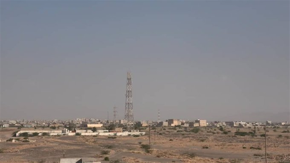 مقتل وإصابة 3 مدنيين بنيران الحوثيين في الحديدة