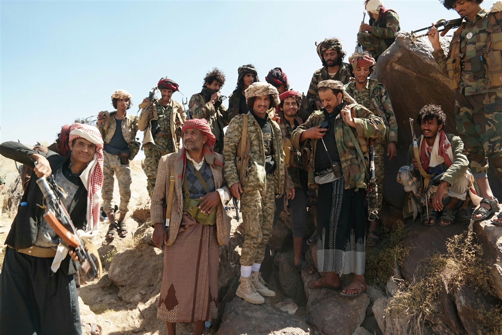 فرانس24: الحوثيون ينسحبون معسكر كوفل بعد معارك وغارات