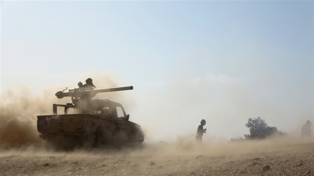 الجيش يعلن إسقاط طائرة مسيّرة في الجوف وتدمير آليات للحوثيين بمأرب
