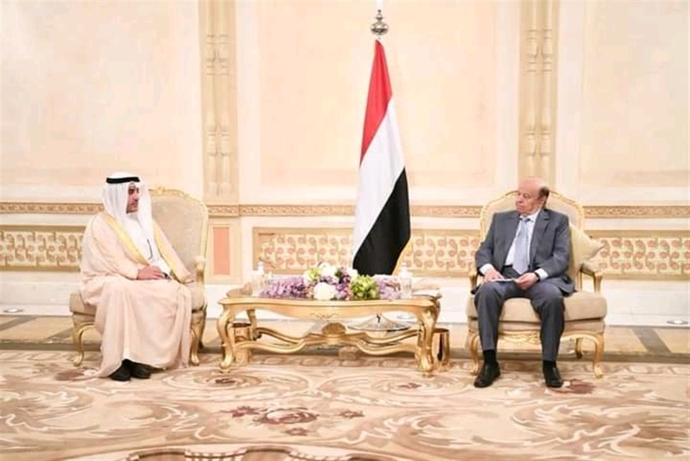 وزير الخارجية الكويتية يلتقي الرئيس هادي في الرياض