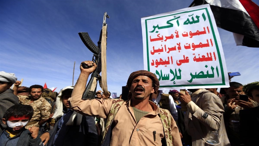 مسؤول حكومي يتحدث عن إجراءات لملاحقة الحوثيين في الخارج عبر "الإنتربول"